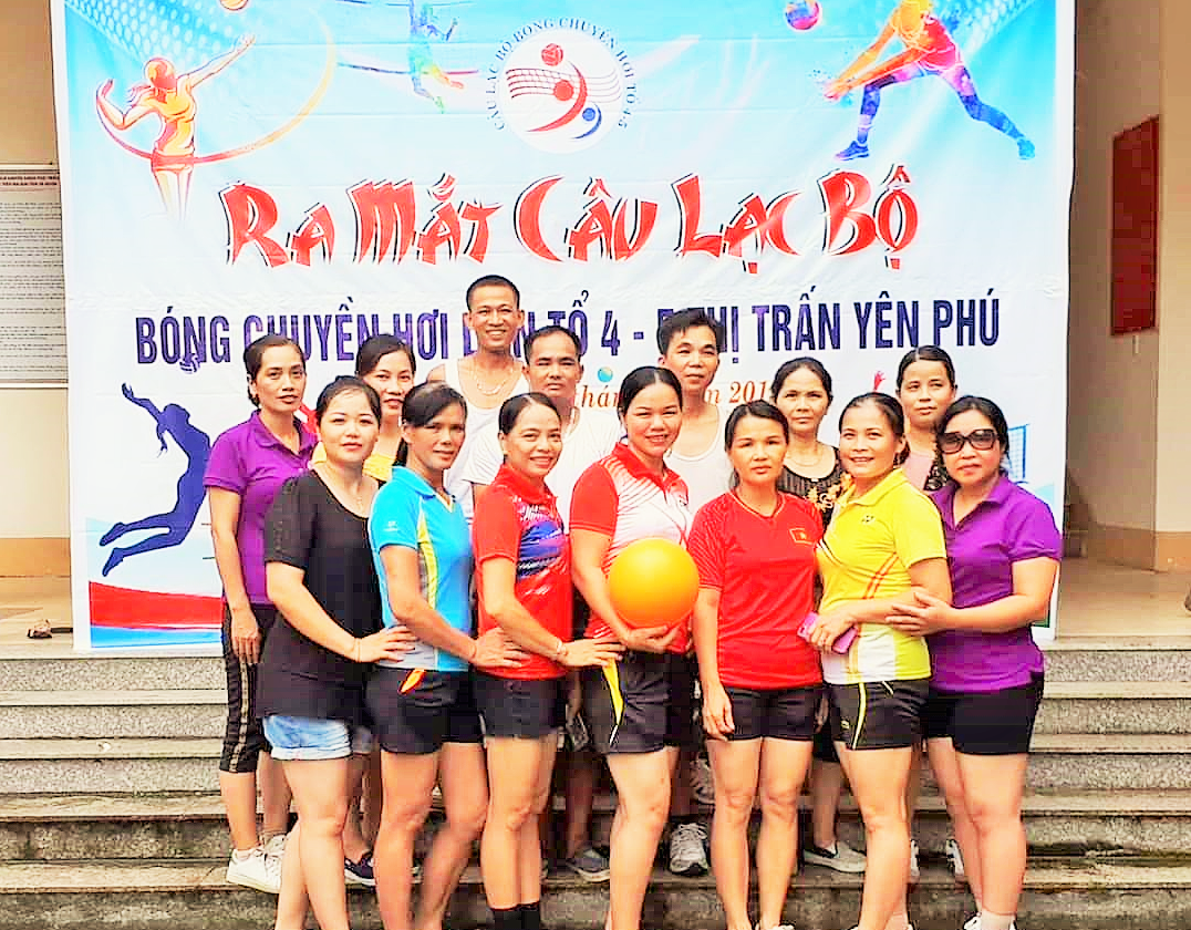 Ra mắt câu lạc bộ bóng chuyền hơi liên tổ 4 và tổ 5 thị trấn Yên Phú